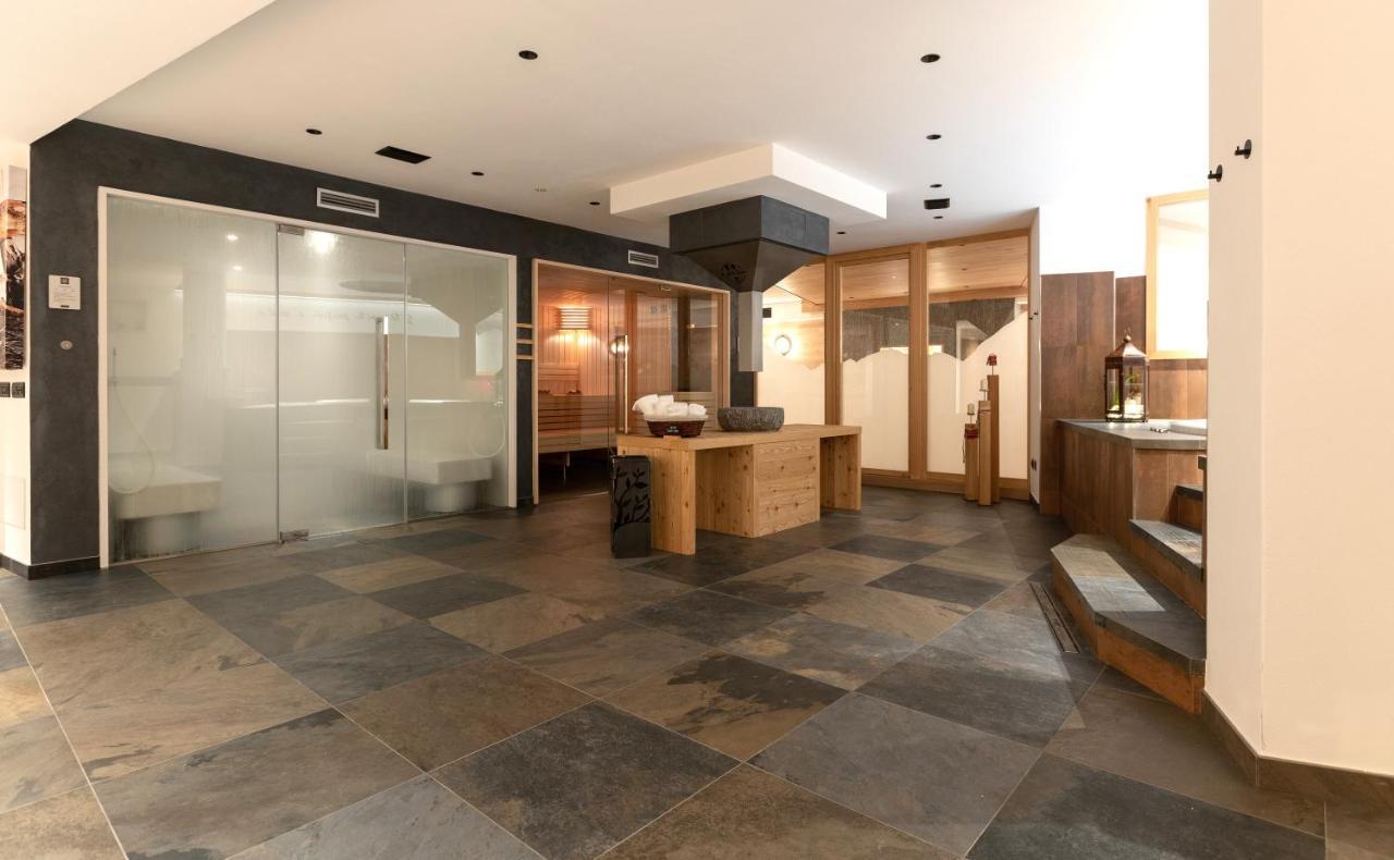 Hotel Li Anta Rossa Λιβίνιο Εξωτερικό φωτογραφία