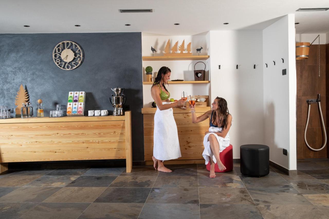 Hotel Li Anta Rossa Λιβίνιο Εξωτερικό φωτογραφία
