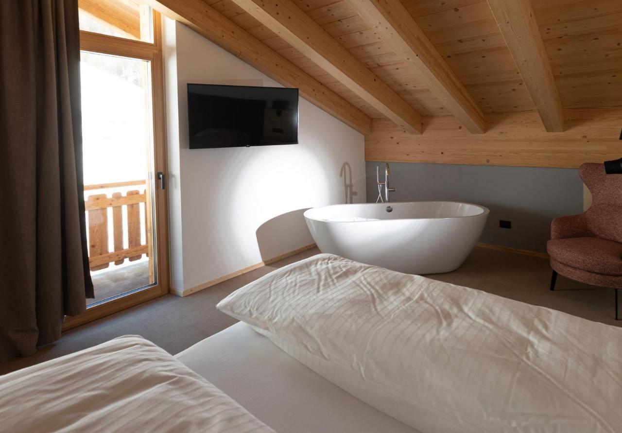 Hotel Li Anta Rossa Λιβίνιο Εξωτερικό φωτογραφία
